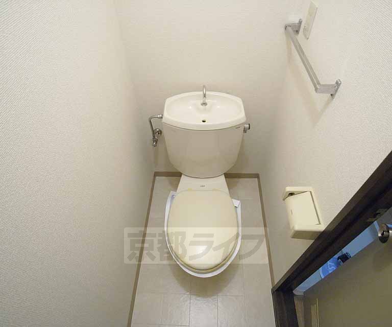 トイレ　洋式のトイレです。