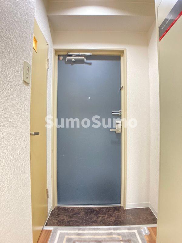 玄関　収納もある玄関です