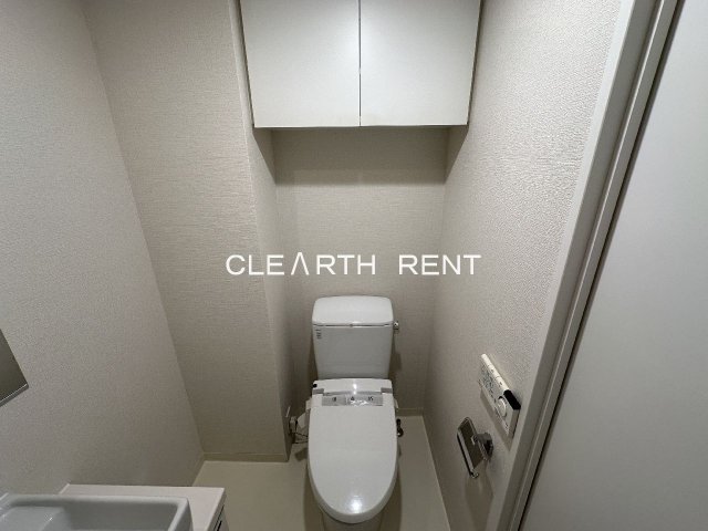 トイレ　ウォシュレット付き