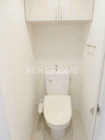 トイレ　ウォシュレット付き