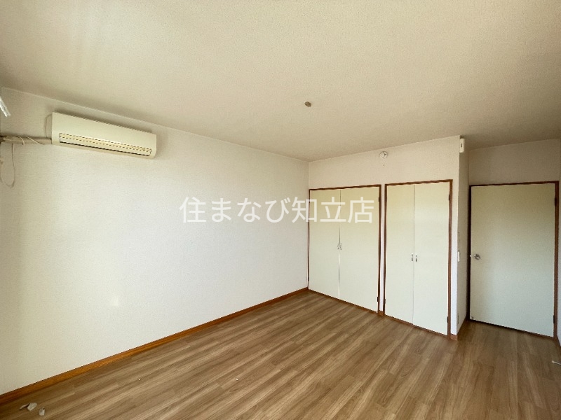 居室・リビング　同型別部屋写真