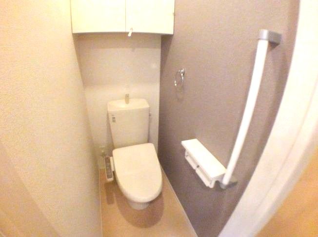 トイレ　同じ業者様の物件イメージ写真となります（現状を優先します）