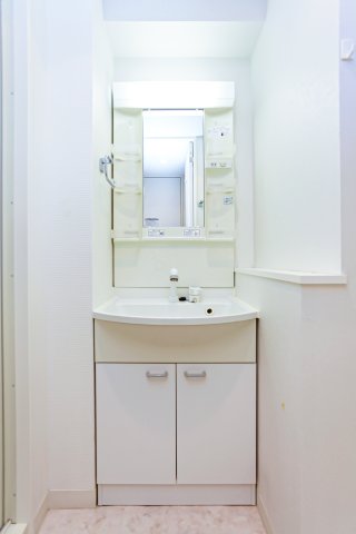 洗面設備　別号室です。現状優先です。