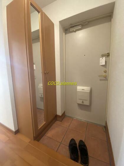 玄関　※他の居室の参照となります。