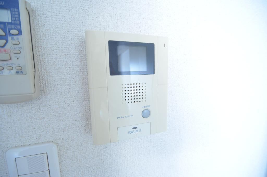 セキュリティ　カメラ付インターホン