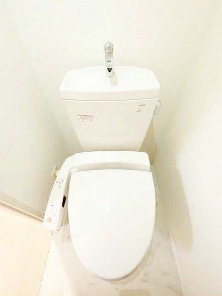トイレ　★温水洗浄便座★