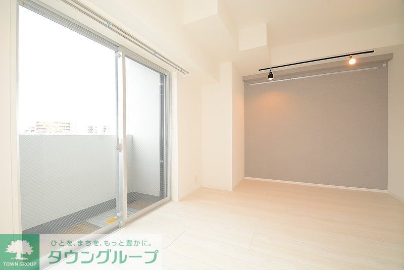 居室・リビング　カラータイプ異なります。