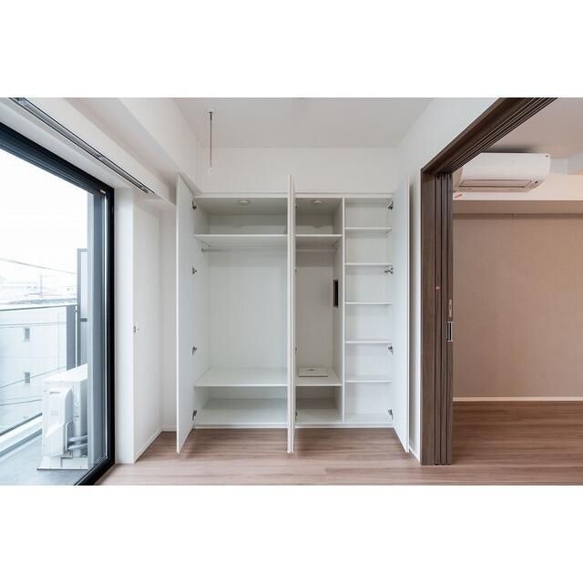 収納　別タイプ部屋　参考写真です