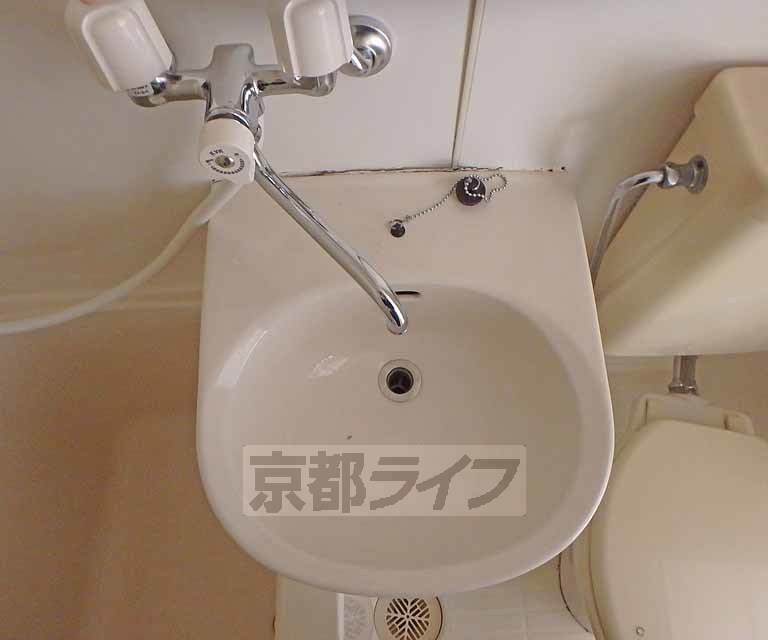 洗面設備　洗面台です。