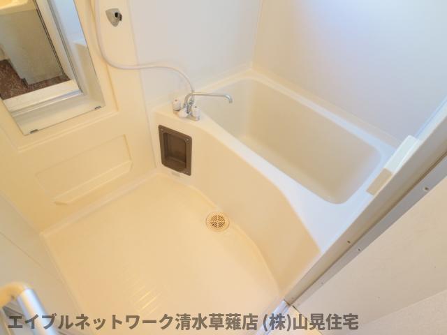バス・シャワールーム　お風呂で日々の疲れを落としましょう