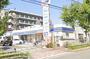 コンビニ　ローソン吹田千里山東四丁目店（コンビニ）まで323m