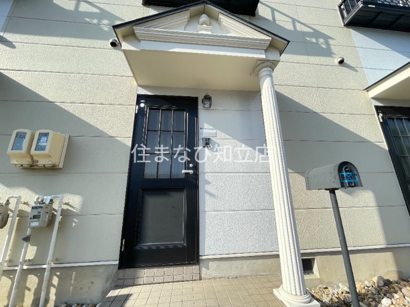 玄関　同型別部屋写真