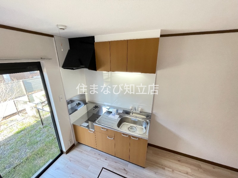 キッチン　同型別部屋写真