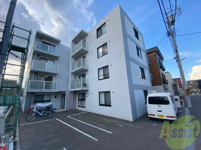 建物外観　札幌市東区北三十三条東「プリエ北３３条」