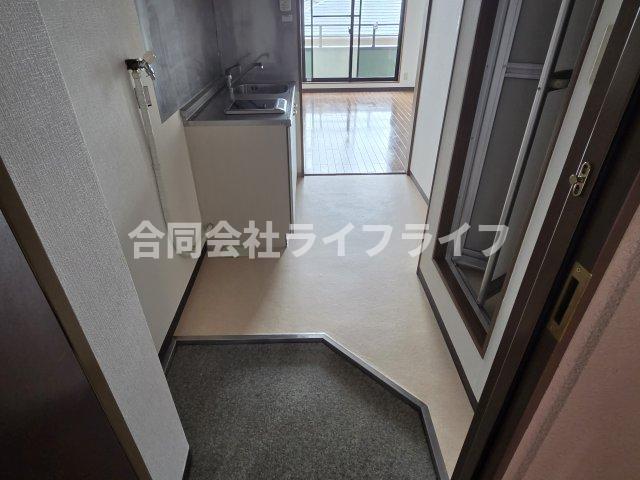 玄関　シンプルで使いやすい玄関です