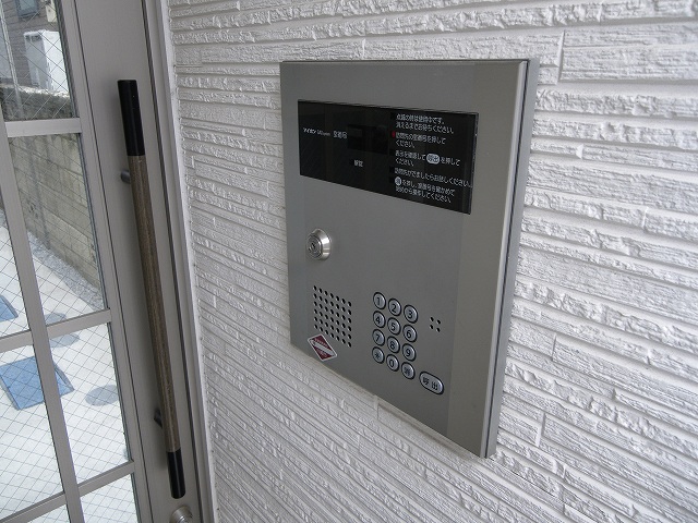 セキュリティ　オートロック完備