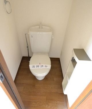 トイレ　清潔感のあるトイレです。
