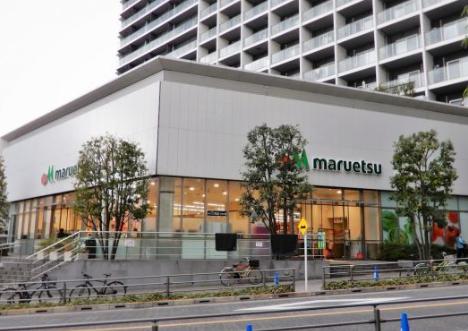 スーパー　マルエツ新宿六丁目店（スーパー）まで88m