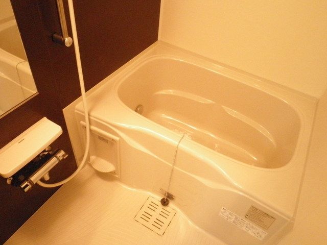 バス・シャワールーム　★追焚つきのお風呂です★