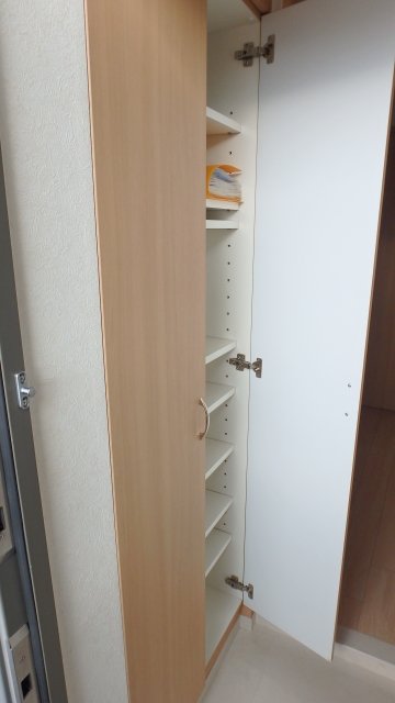 収納　靴入