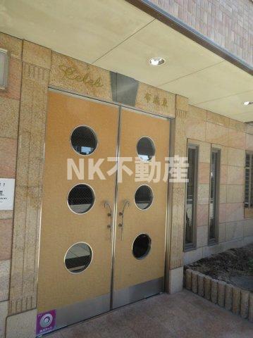 エントランス　毎日通るエントランスはこのようになっています