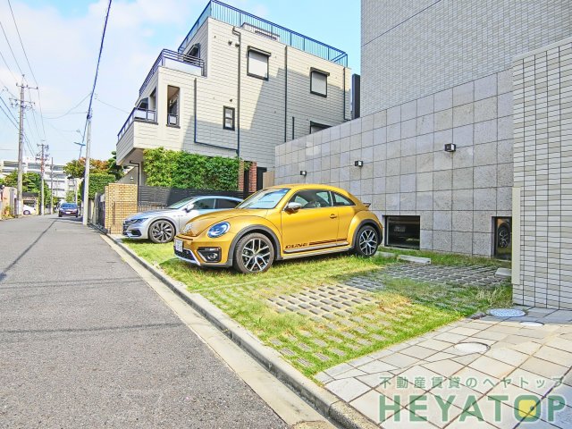 その他　敷地内駐車場