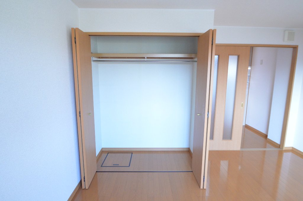 収納　クローゼット