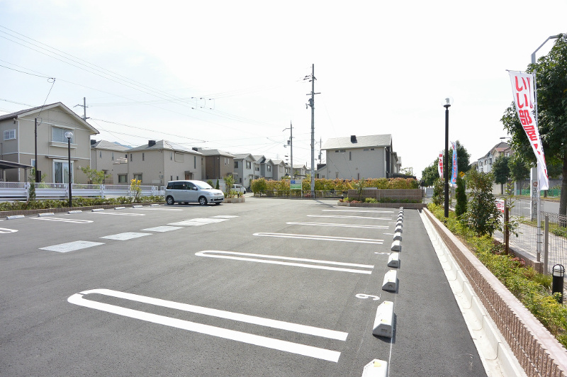 駐車場　駐車場