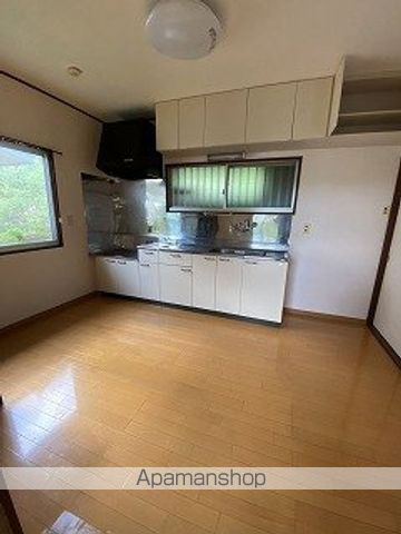 蓬莱町貸家のキッチン写真