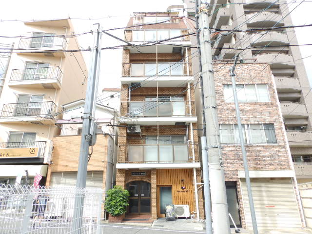 建物外観　商店街すぐ