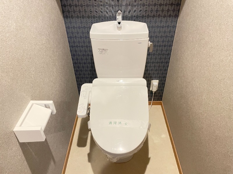 トイレ　別号室