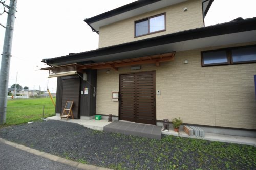 飲食店　山本パン（飲食店）まで943m