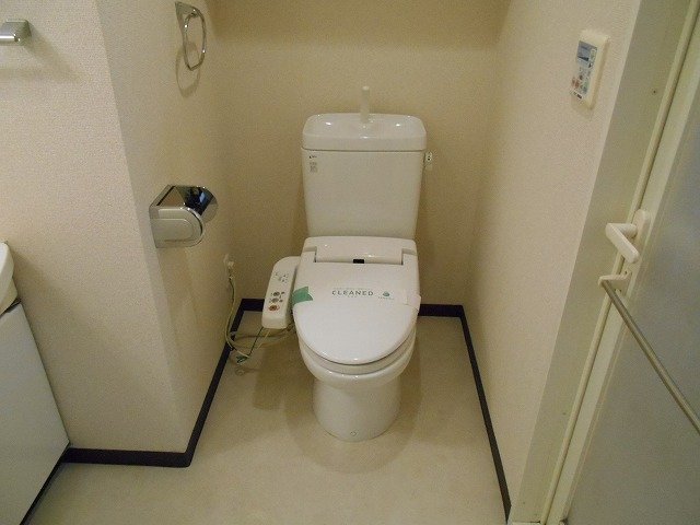 トイレ　シンプルで使いやすいトイレです