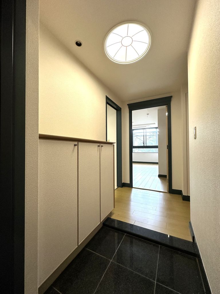 玄関　玄関内