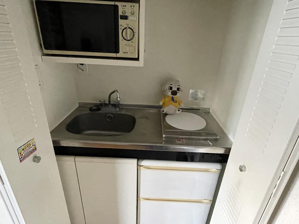 キッチン　反転タイプのお部屋です。