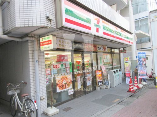 コンビニ　セブンイレブン北区岸町1丁目店（コンビニ）まで66m