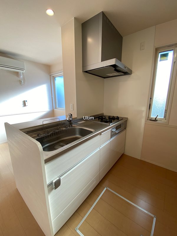 キッチン　※同タイプの他のお部屋です