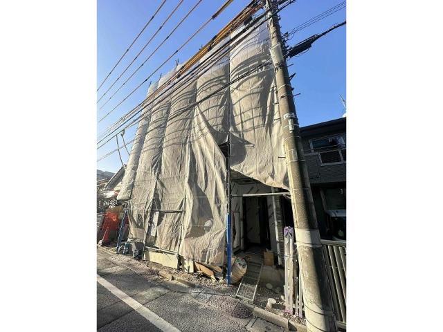 建物外観　建築中