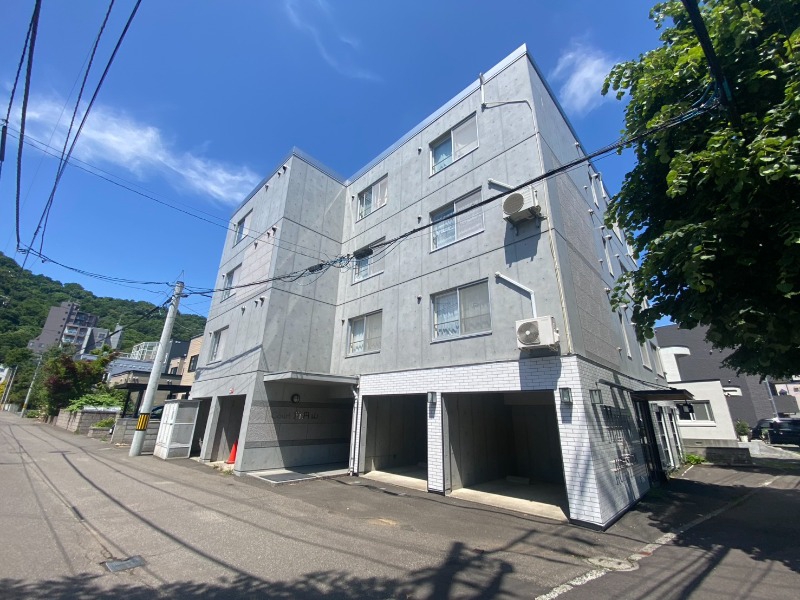 建物外観　札幌市中央区南五条西「コート南円山」