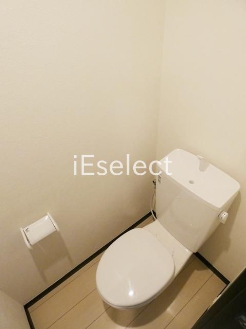 トイレ　清潔感のあるトイレです