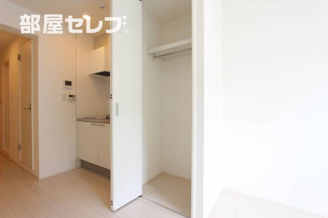 収納　※３０１号室写真参照