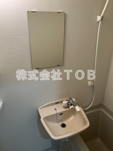 洗面設備　※別号室同間取り参考写真