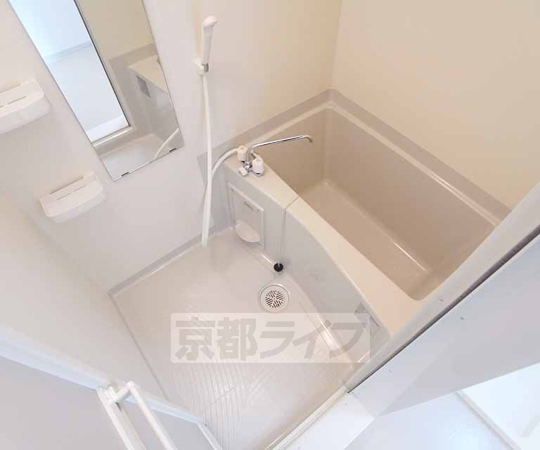 バス・シャワールーム　清潔感のある水周りです。