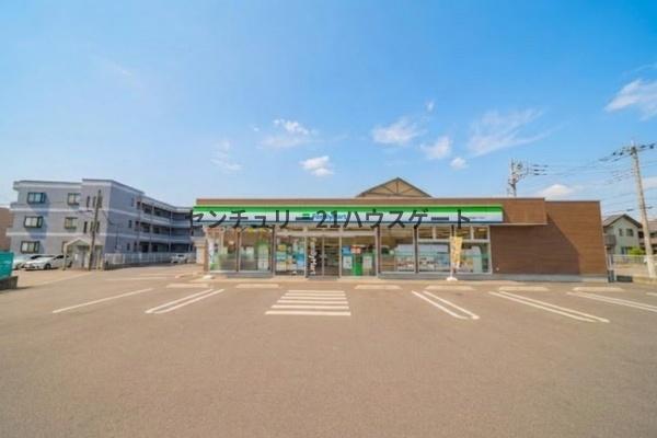 コンビニ　ファミリーマート宇都宮簗瀬四丁目店（コンビニ）まで514m