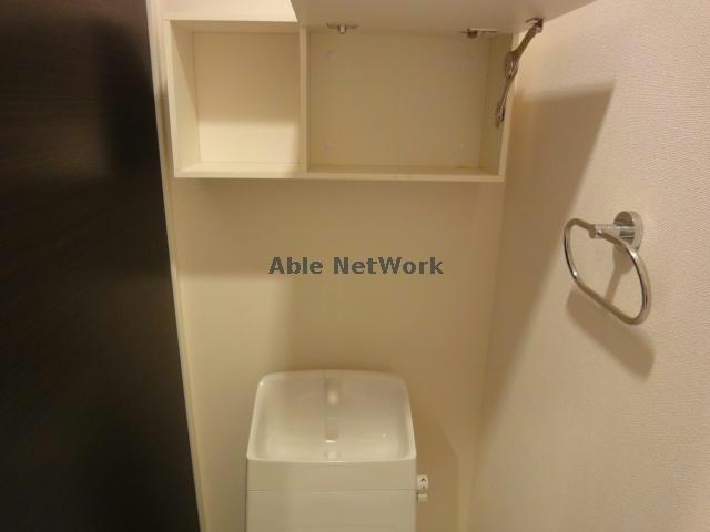 トイレ　トイレ収納
