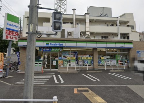コンビニ　ファミリーマート 代官町東店（コンビニ）まで198m