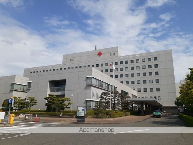 病院　岡山赤十字病院（病院）まで350m