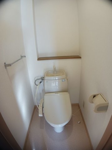 トイレ　落ち着いたトイレです
