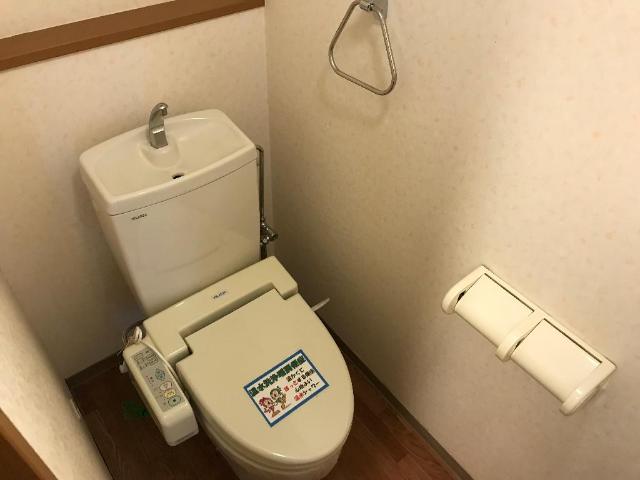 トイレ　冬も快適な温水暖房便座