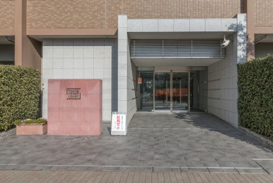 エントランス　建物の内部です